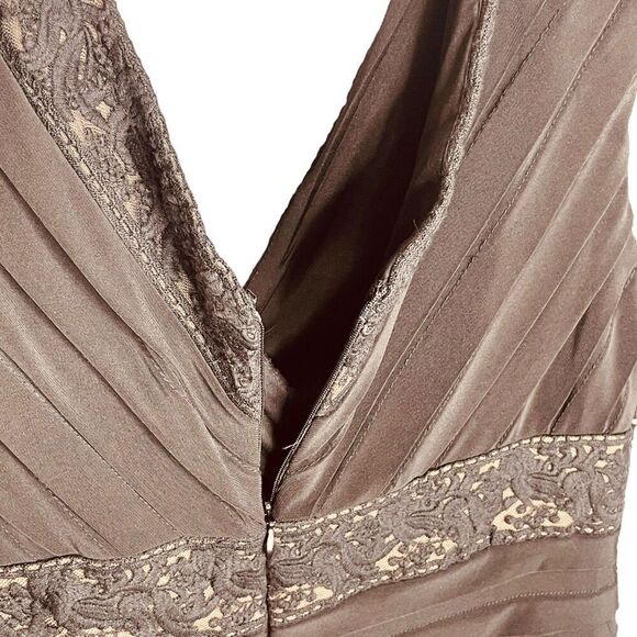 Adrianna Papell Tiered Lace Sheath Dress Black Nude Formal Cocktail | Size 10 - Picture 9 of 10